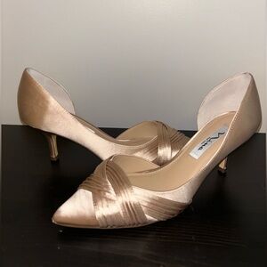 LIKE NEW💕 Nina Blakely kitten heels women’s size 7